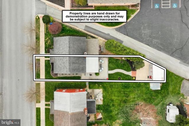 37 S 8TH ST, Columbia, PA 17512