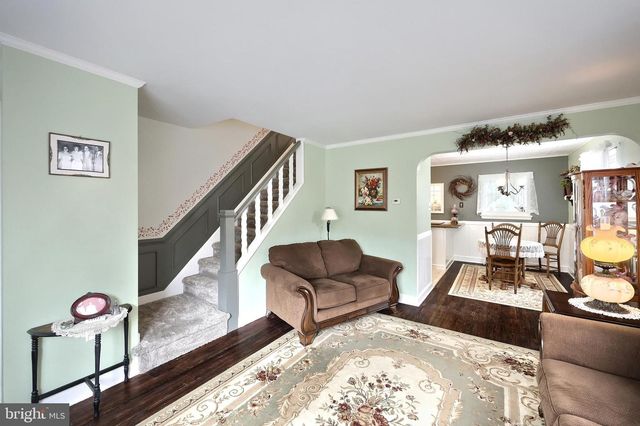 37 S 8TH ST, Columbia, PA 17512