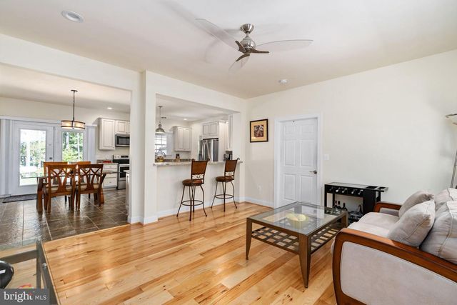 547 TWIN HARBOR RD, Reedville, VA 22539