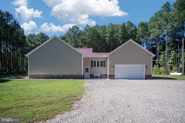 547 TWIN HARBOR RD, Reedville, VA 22539