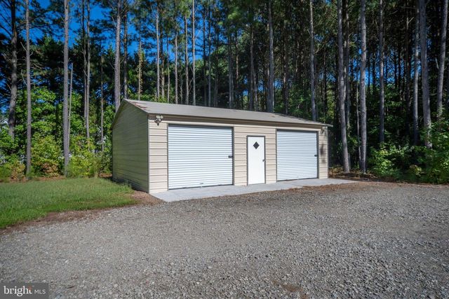 547 TWIN HARBOR RD, Reedville, VA 22539