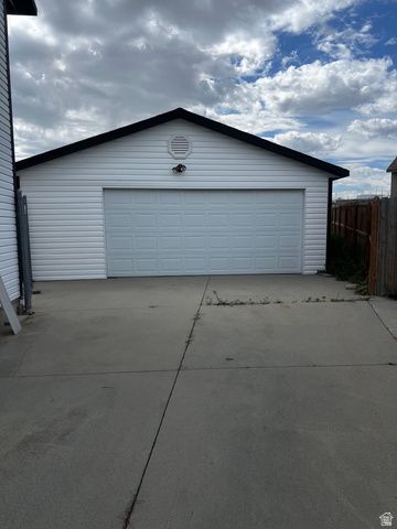 3931 S MAYTIME CIR, Magna, UT 84044