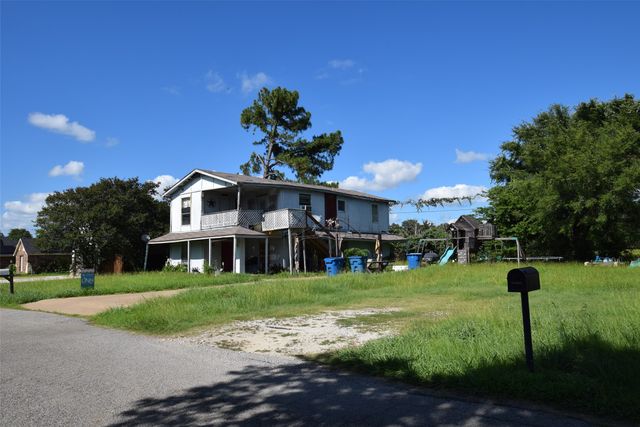 414 Starboard Drive, Gun Barrel City, TX 75156
