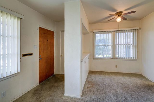 2121 5th Street, Sanger, CA 93657