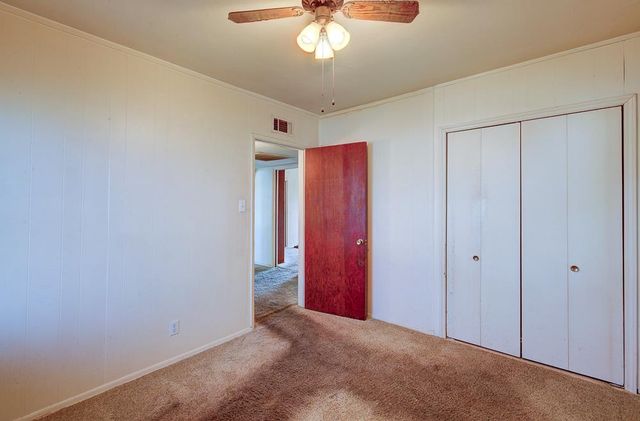 2121 5th Street, Sanger, CA 93657