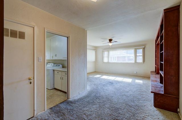 2121 5th Street, Sanger, CA 93657