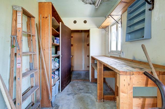 2121 5th Street, Sanger, CA 93657