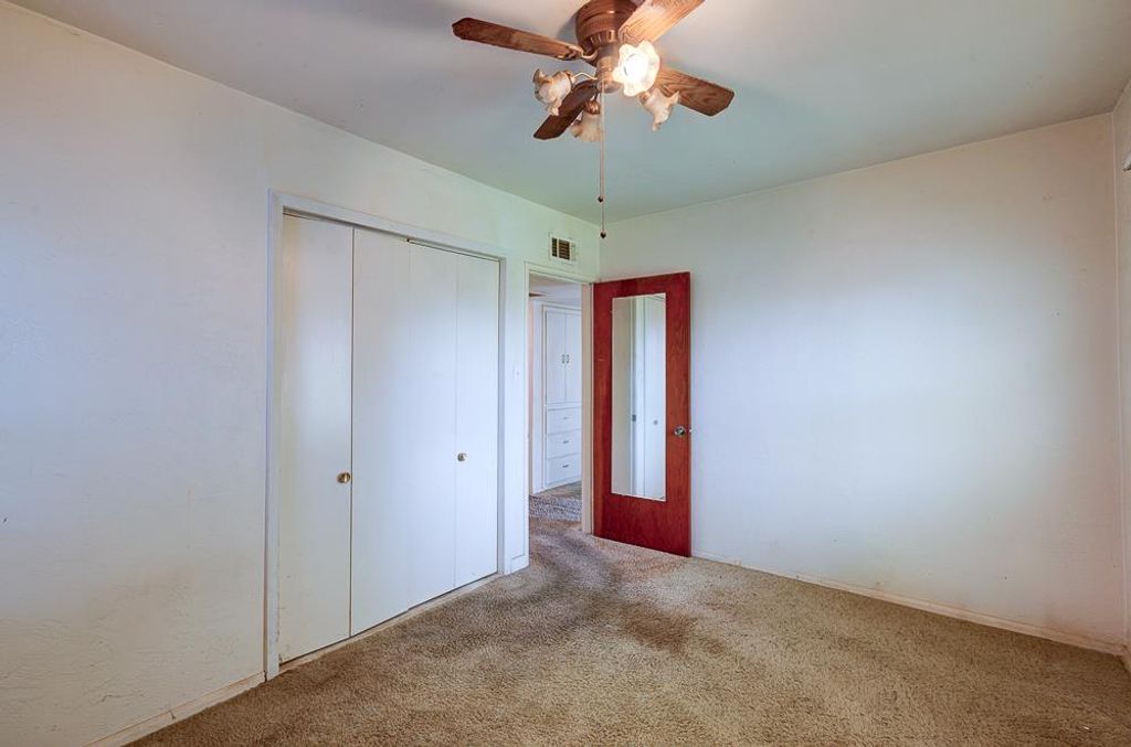 Image 19 of property listing at 2121 5th Street, Sanger, CA 93657