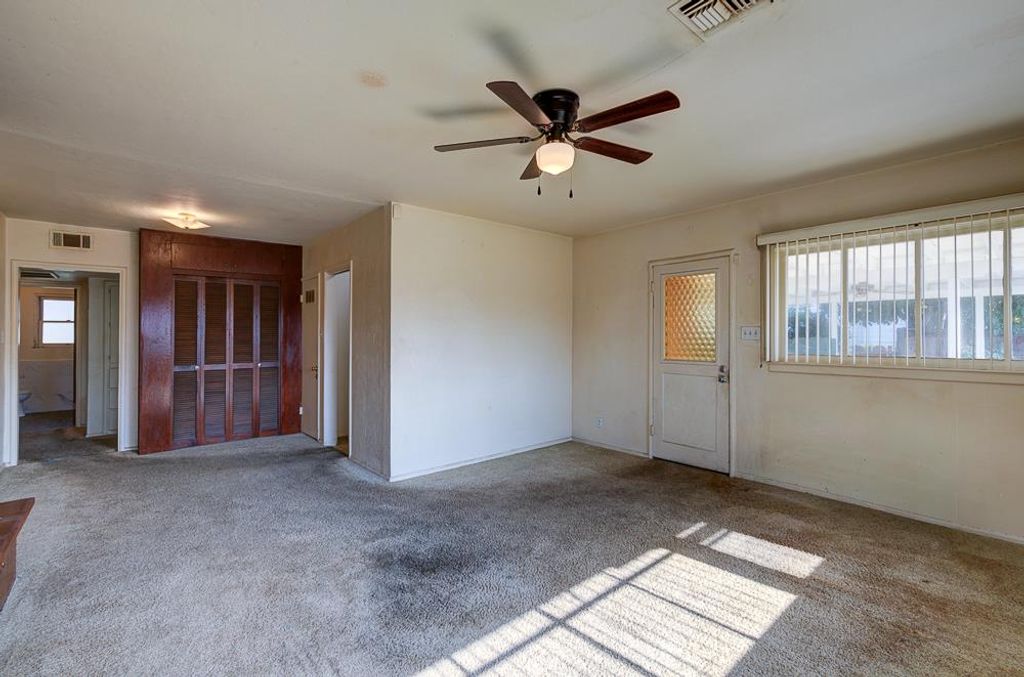 Image 25 of property listing at 2121 5th Street, Sanger, CA 93657