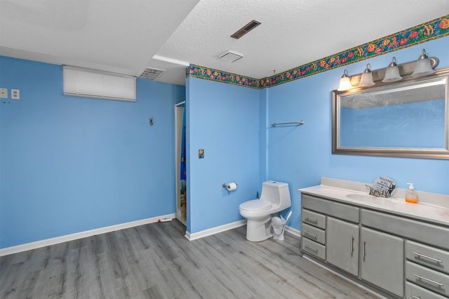 1114 NW Parkridge Drive, Ankeny, IA 50023