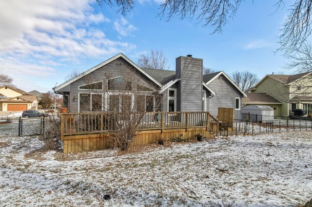 1114 NW Parkridge Drive, Ankeny, IA 50023