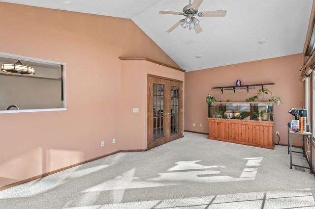 1114 NW Parkridge Drive, Ankeny, IA 50023