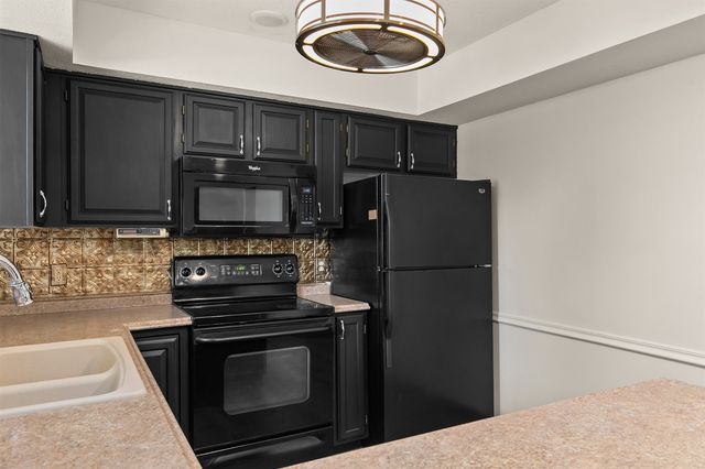 1114 NW Parkridge Drive, Ankeny, IA 50023