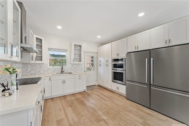 1686 Lewalani Drive, Honolulu, HI 96822