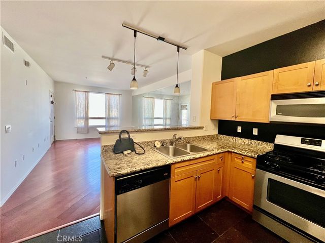 100 S Alameda 318, Los Angeles, CA 90012
