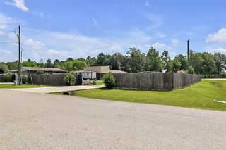 28 County Road 3416, Cleveland, TX 77327