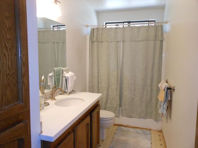 23500 Saint Helena Dr, Smartsville, CA 95977