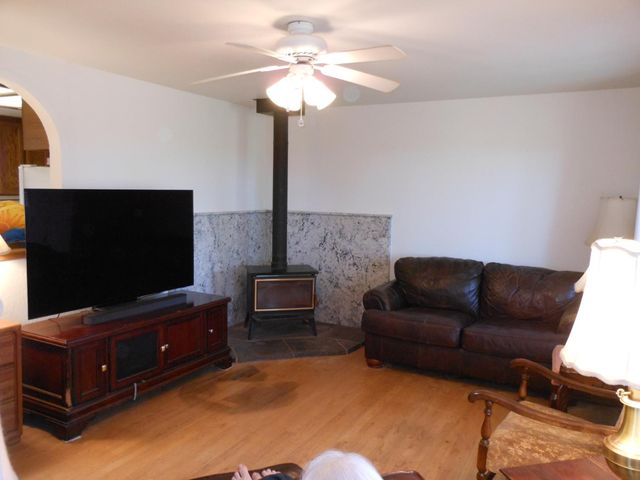 23500 Saint Helena Dr, Smartsville, CA 95977