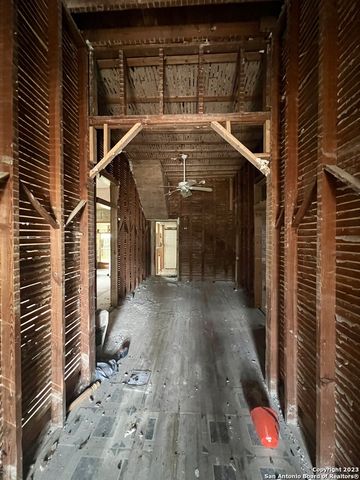 1019 Nolan, San Antonio, TX 78202