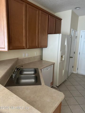 3727 CRESWICK Circle 1, Orange Park, FL 32065