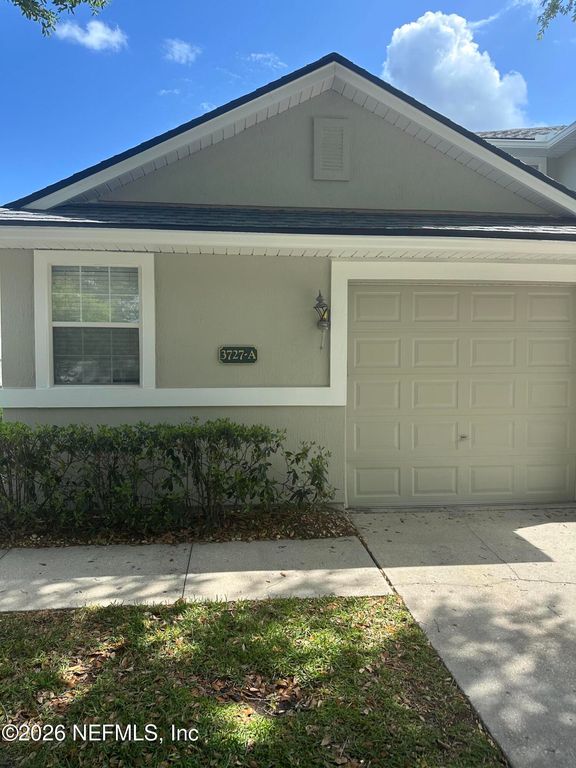 3727 CRESWICK Circle 1, Orange Park, FL 32065