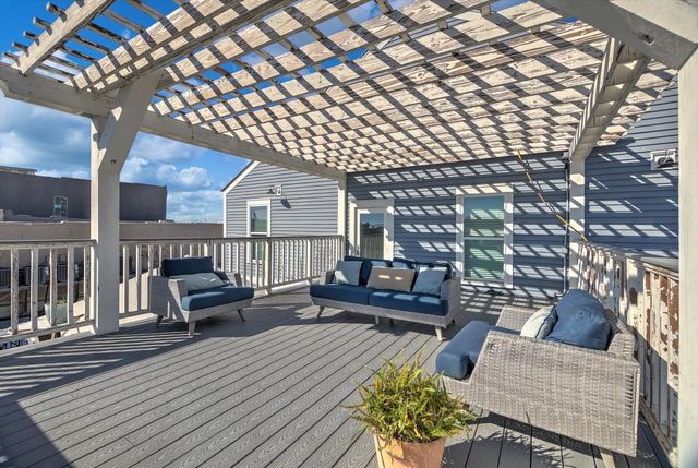 2401 Market Street 101, Galveston, TX 77550