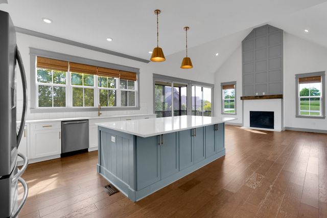 135 Fanning Bend Dr, Winchester, TN 37398