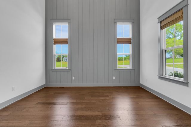 135 Fanning Bend Dr, Winchester, TN 37398