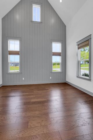 135 Fanning Bend Dr, Winchester, TN 37398