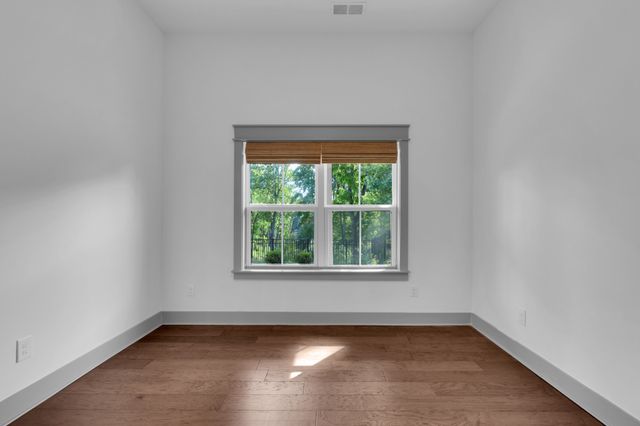 135 Fanning Bend Dr, Winchester, TN 37398