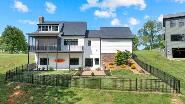 135 Fanning Bend Dr, Winchester, TN 37398