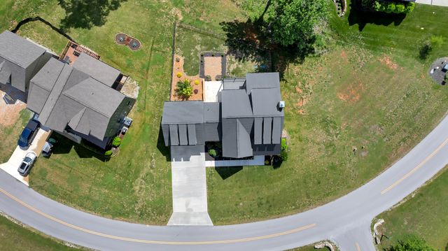 135 Fanning Bend Dr, Winchester, TN 37398