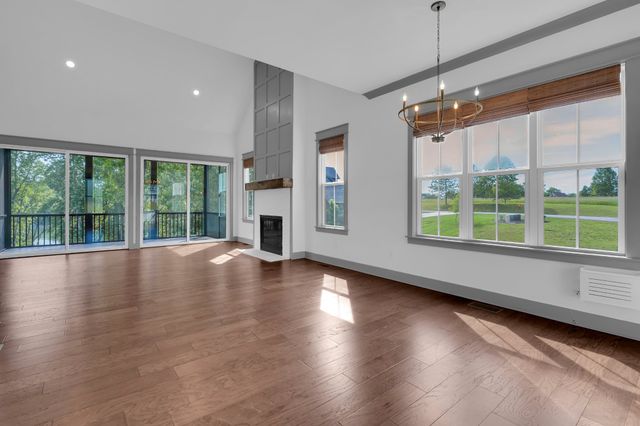 135 Fanning Bend Dr, Winchester, TN 37398