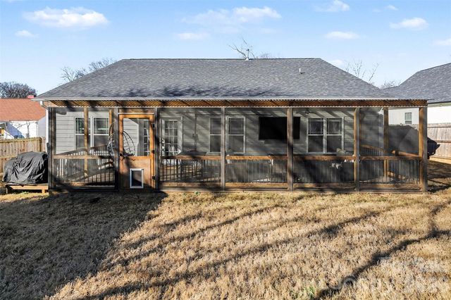 148 N Smallwood Place, Charlotte, NC 28216