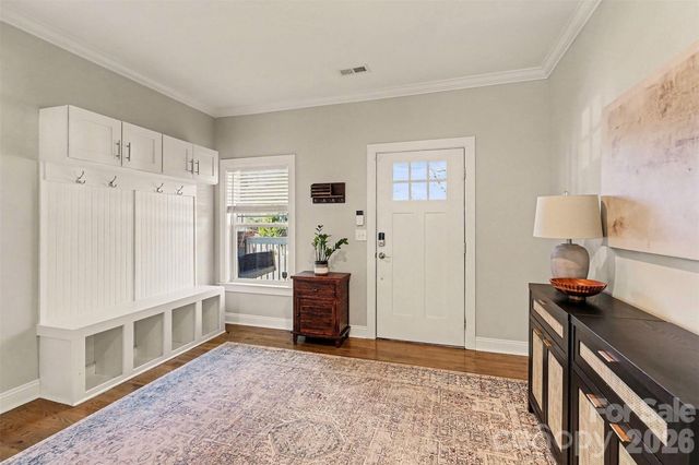 148 N Smallwood Place, Charlotte, NC 28216