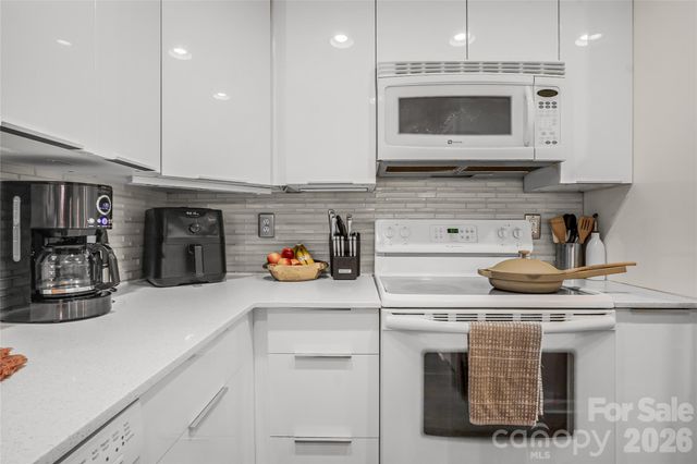 3905 Picasso Court, Charlotte, NC 28205