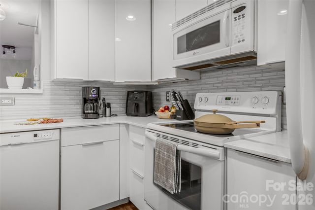 3905 Picasso Court, Charlotte, NC 28205