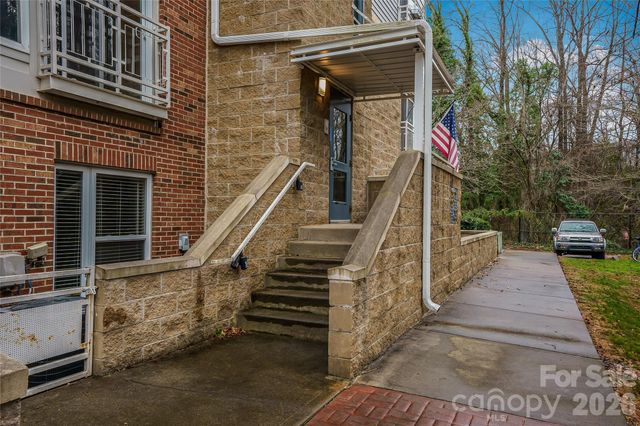 3905 Picasso Court, Charlotte, NC 28205