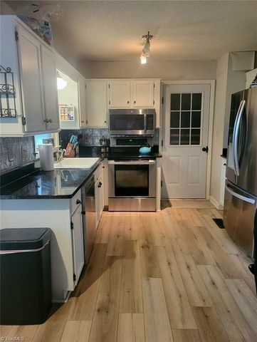 420 Sherwood Court, Eden, NC 27288