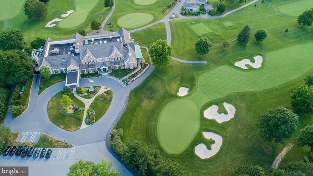 622 COUNTRY CLUB LN, Havertown, PA 19083