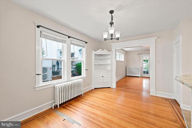 622 COUNTRY CLUB LN, Havertown, PA 19083