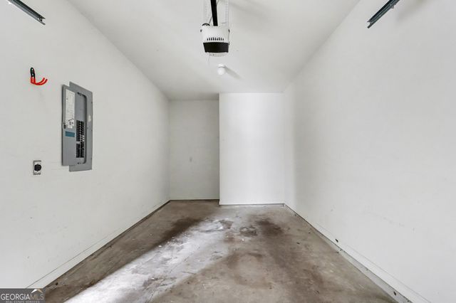 3056 Lauren Parc Road, Decatur, GA 30032