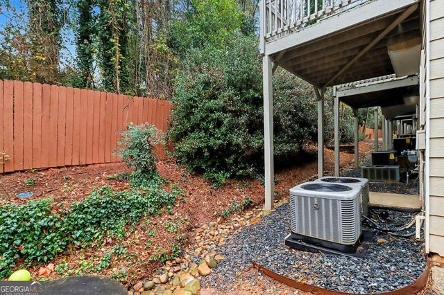 3056 Lauren Parc Road, Decatur, GA 30032