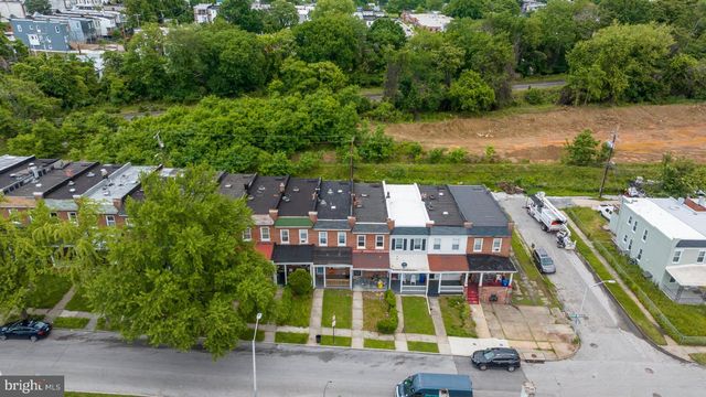 2810 ELLICOTT DR, Baltimore, MD 21216