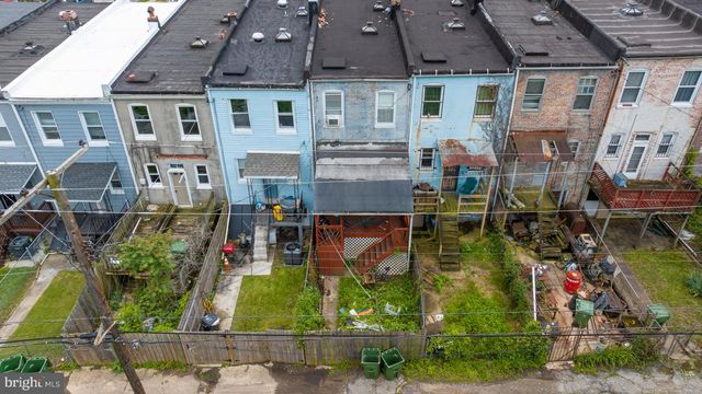 2810 ELLICOTT DR, Baltimore, MD 21216
