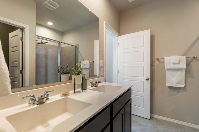 772 Amatista Loop, Rio Rancho, NM 87124