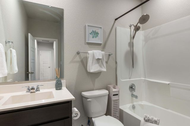 772 Amatista Loop, Rio Rancho, NM 87124