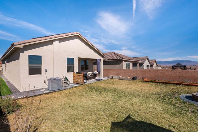 772 Amatista Loop, Rio Rancho, NM 87124