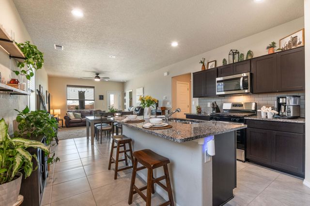 772 Amatista Loop, Rio Rancho, NM 87124