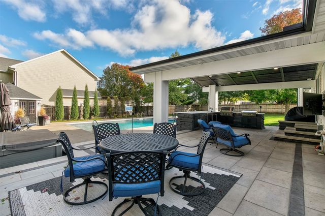 15899 Boston Parkway, Clive, IA 50325